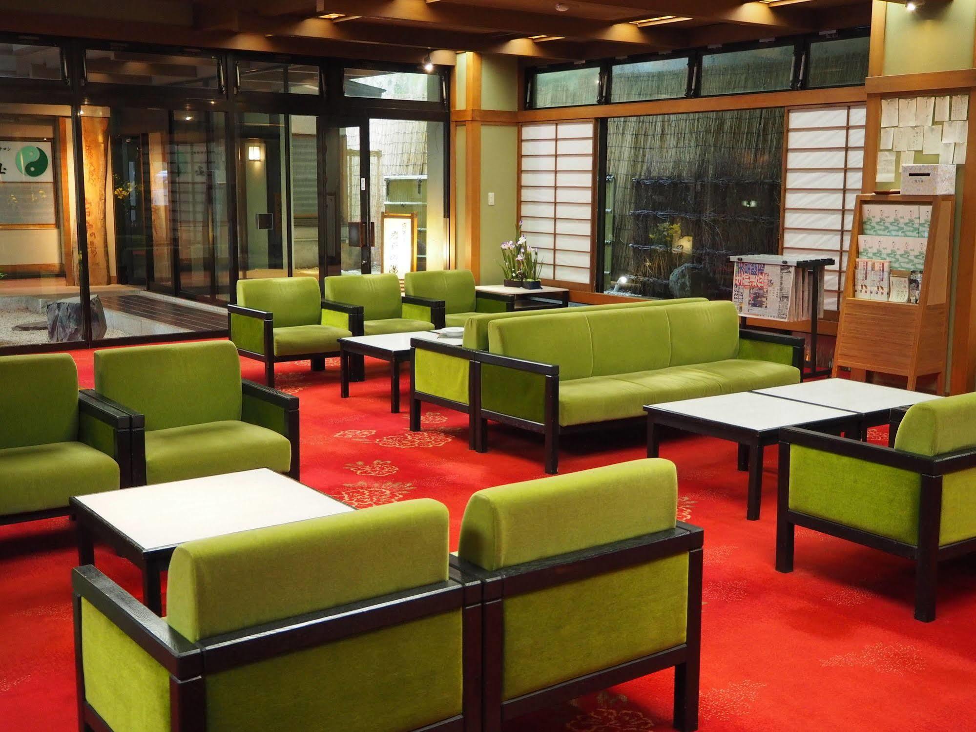 Osakaya Ryokan Kusatsu  Buitenkant foto