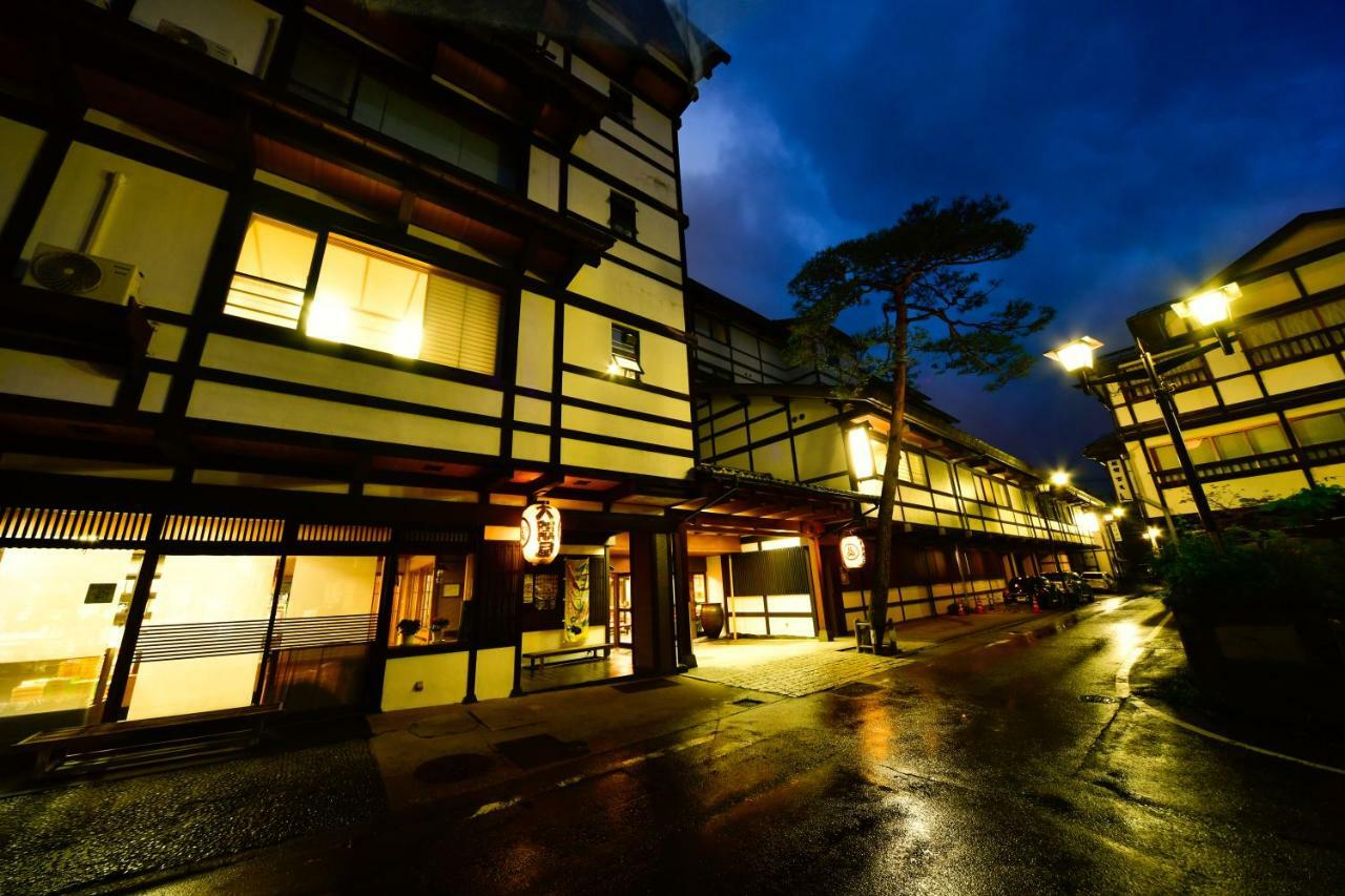 Osakaya Ryokan Kusatsu  Buitenkant foto